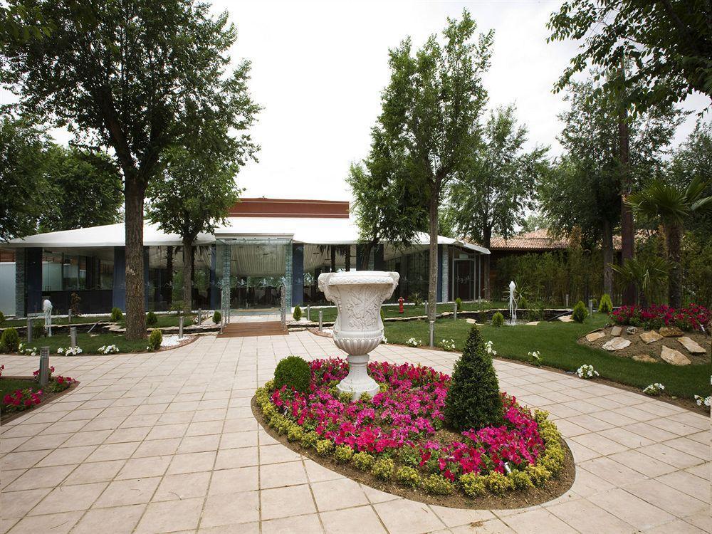 Complejo La Cigueena Arganda Del Rey Exterior photo